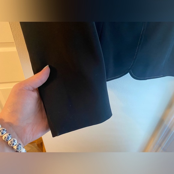 Anne Klein Black Blazer Size 6 Women’s Office Business Formal Jacket Button - Picture 3 of 5